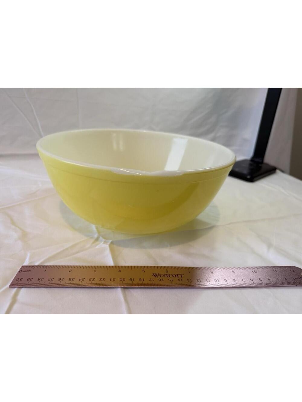 Vintage Pyrex 404 Yellow Mixing Bowl Primary Colors 4 Quart Nesting Bowl USA